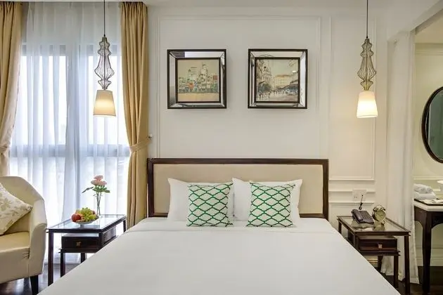 Deluxe Tek Büyük Yataklı Oda