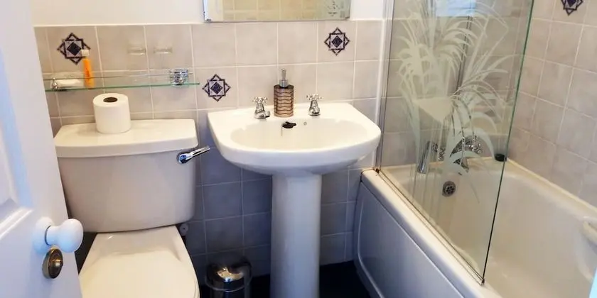 Economy Tek Büyük Yataklı Oda, Özel Banyo
