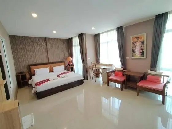 Deluxe Suite