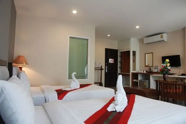 Family Room (3 Person)
