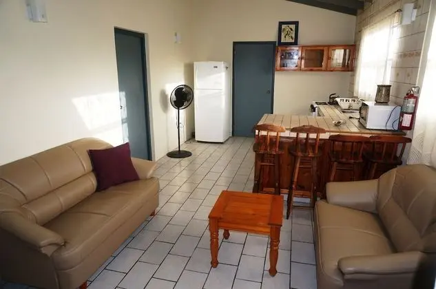 Apart Daire, 2 Yatak Odası, Balkon, Bahçe Manzaralı