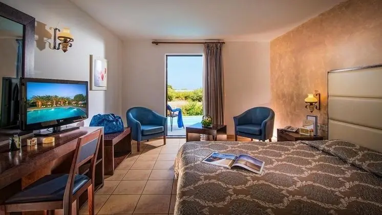 Superior Room (Sharing Pool, Adults Only)
