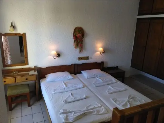 Basic Üç Kişilik Oda