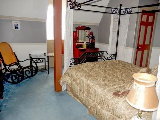 Richard’s Room