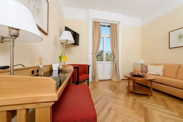 Superior Tek Büyük Yataklı Oda, Avlu Manzaralı