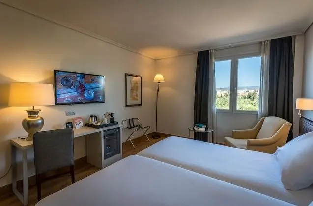 Standard Oda, Manzaralı