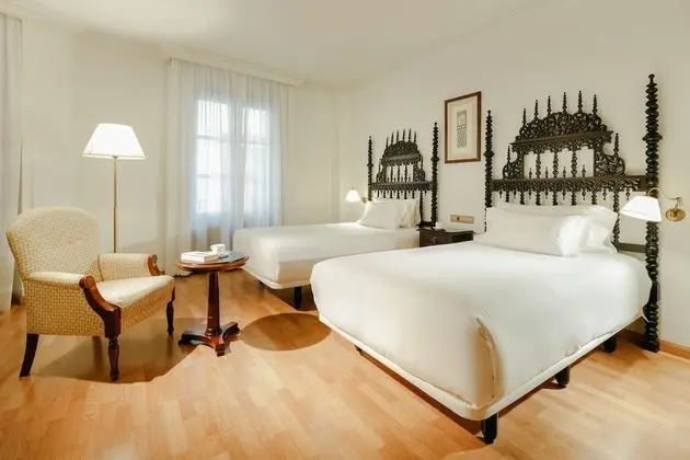 Classic İki Ayrı Yataklı Oda