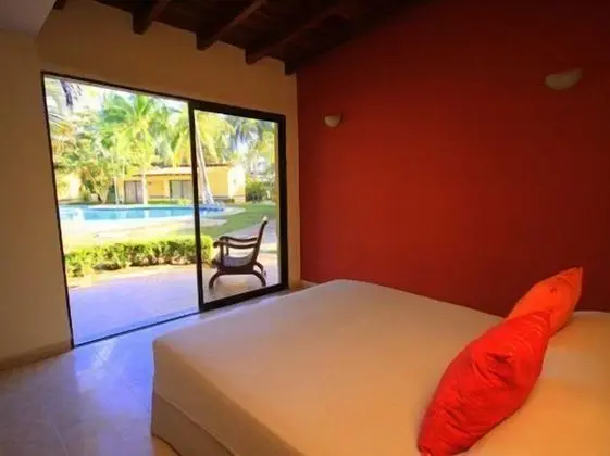 Comfort Villa, Havuz Manzaralı