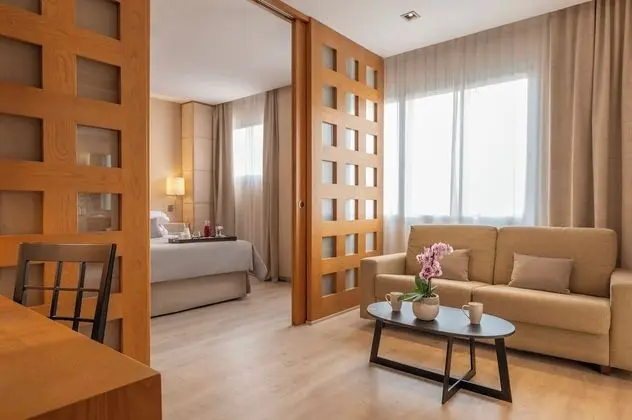 Junior Süit (Extra Bed 2 adults + 1 child)