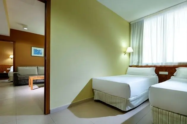 Family Dört Kişilik Oda