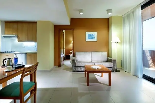 Family Dört Kişilik Oda