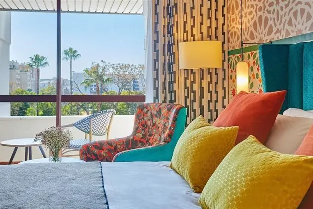 Comfort Tek Büyük Yataklı Oda, Teras, Şehir Manzaralı