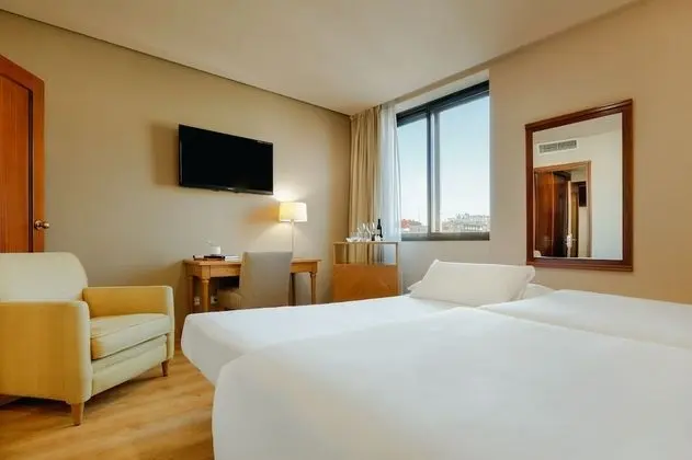 Standard Oda (extra bed 3 adults)