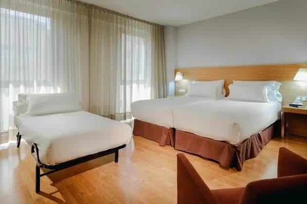 Üç Kişilik Oda (Extra Bed 2 adults + 1 child)