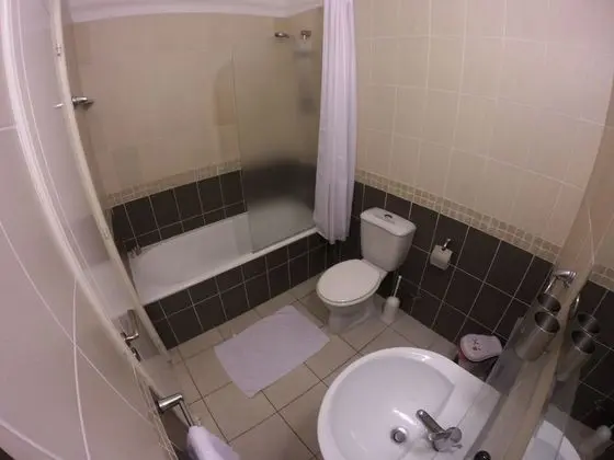 Villa, 2 Yatak Odası, Havuz Kenarı