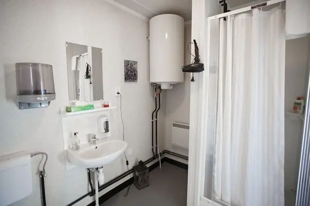 Tek Kişilik Oda, Ortak Banyo, Dağ Manzaralı