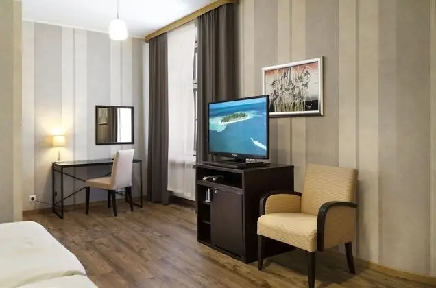Standard Double room, Classical Side Building