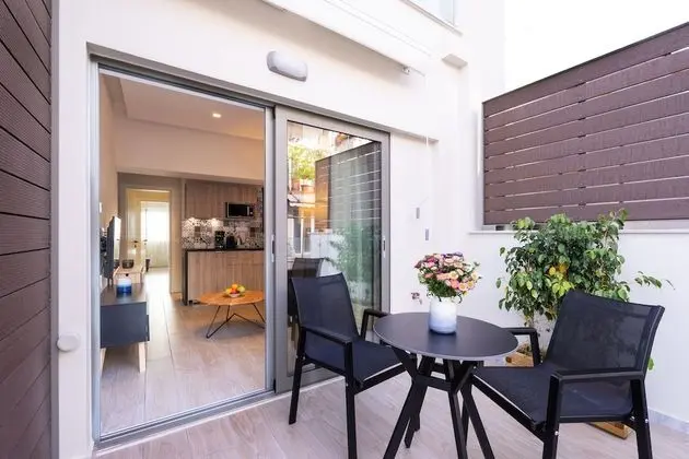 Comfort Apart Daire, Balkon (402)