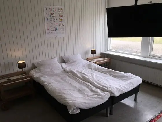 Big Studio Apartment with Private Bathroom & Kitchen