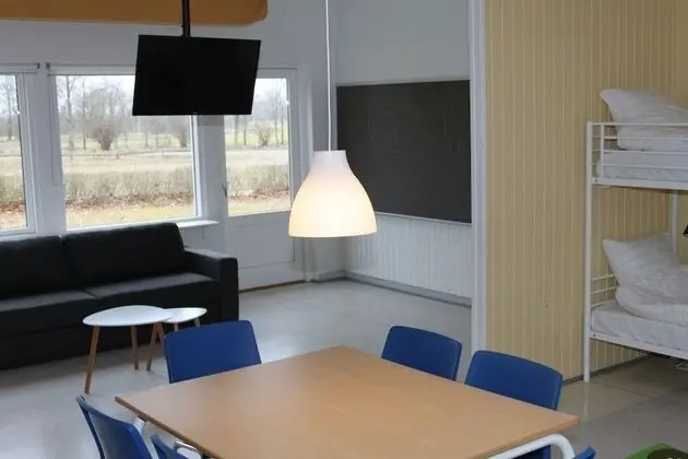 Big Studio Apartment with Private Bathroom & Kitchenette