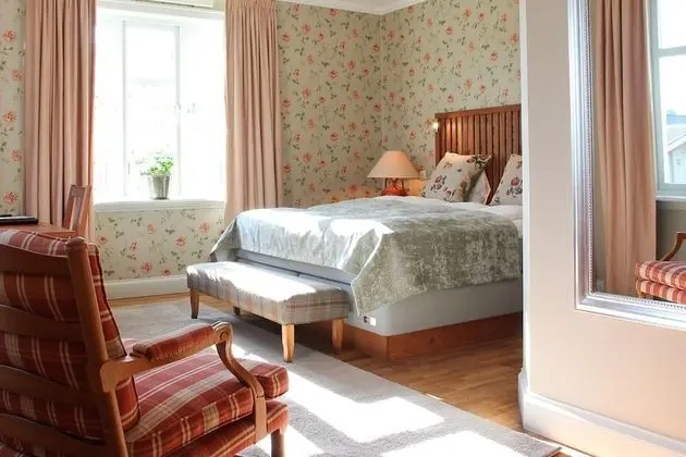 Junior Süit, Küvet