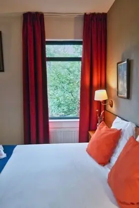 Luxury Tek Büyük Yataklı Oda