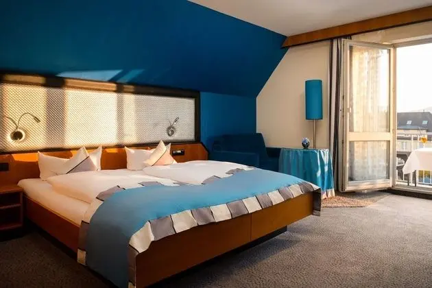 Comfort Tek Büyük veya İki Ayrı Yataklı Oda