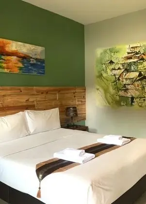 Deluxe King Room