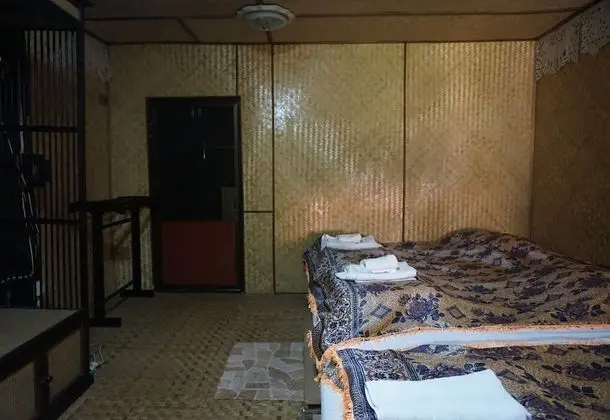 Triple Fan Room