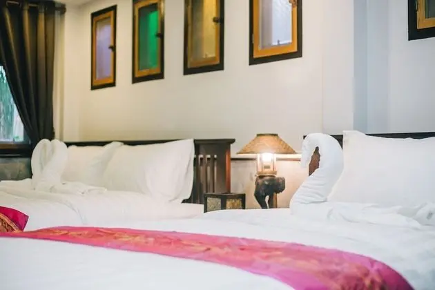 Triple Bed Room