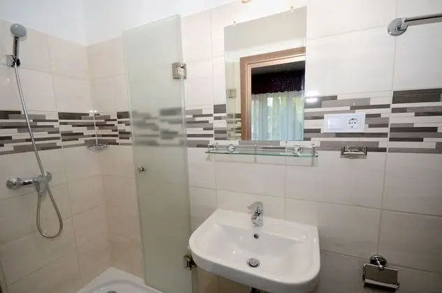 Tek Büyük Yataklı Oda, Balkon