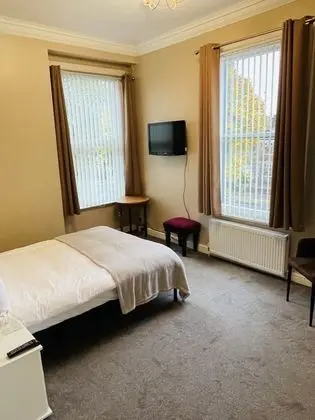 Tek Büyük Yataklı Oda