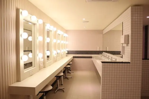 Yatakhanede Yatak Female Room