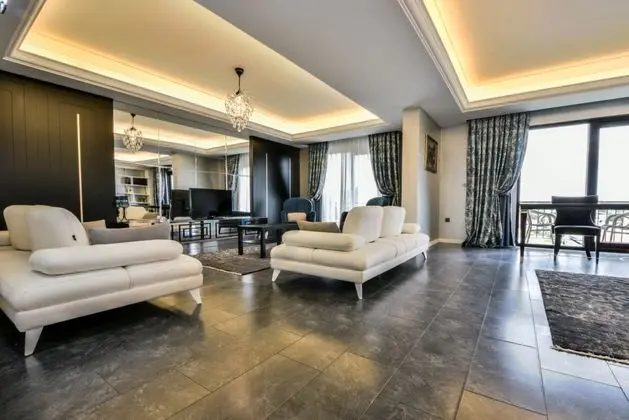 King Suite - Jakuzili, Şehir Manzaralı