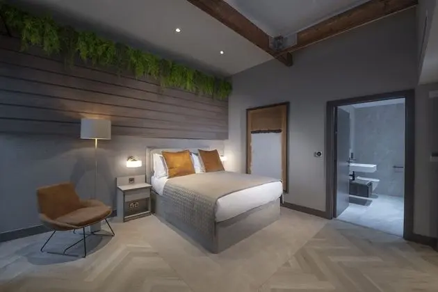 Tek Büyük Yataklı Oda