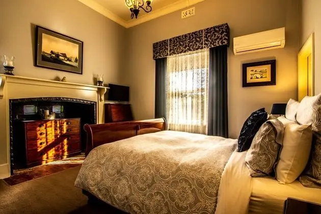 Standard Oda, Sigara İçilmez (Suite 4)