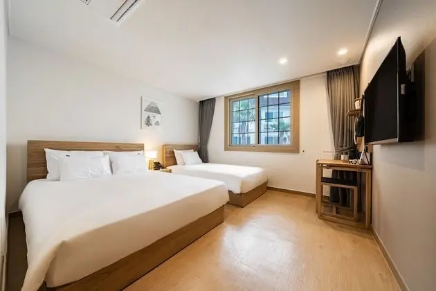 Deluxe İki Ayrı Yataklı Oda (Mer, Sky, Heavenly Bed)