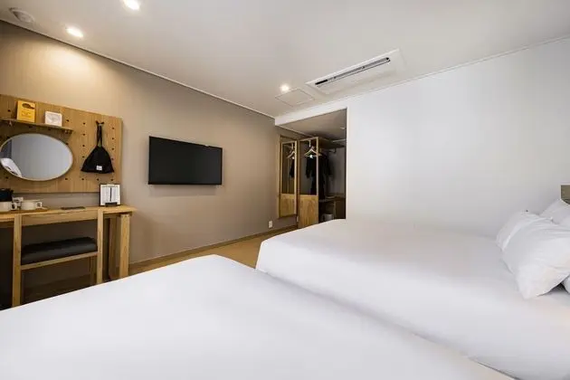 Deluxe İki Ayrı Yataklı Oda (Mer, Sky, Heavenly Bed)
