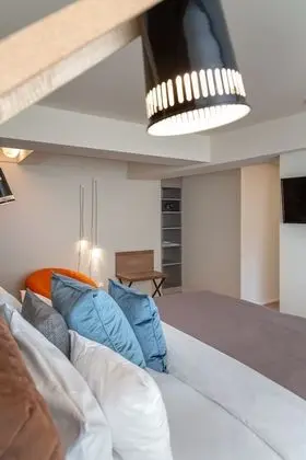 Comfort Tek Büyük Yataklı Oda