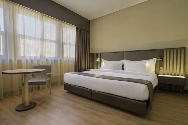 Premium Tek Büyük Yataklı Oda