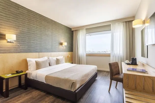 Comfort Tek Büyük veya İki Ayrı Yataklı Oda