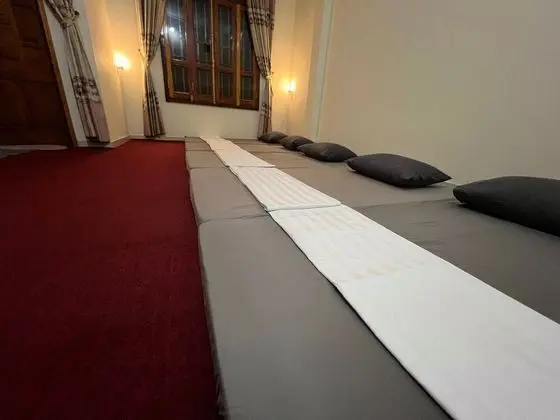 Ortak Ranzalı Oda, 2 Tek Kişilik Yatak