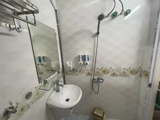 Ortak Ranzalı Oda, 2 Tek Kişilik Yatak