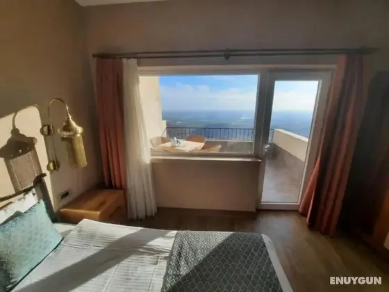 Deluxe Balkonlu Oda