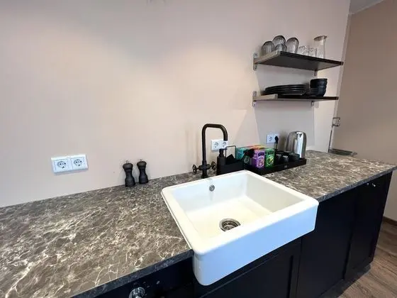 Premium Tek Büyük Yataklı Oda