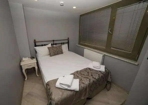 BASEMENT WITHOUT WINDOW