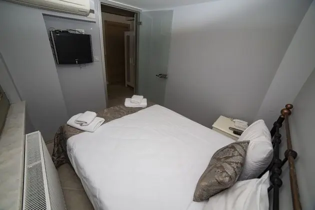 BASEMENT WITHOUT WINDOW