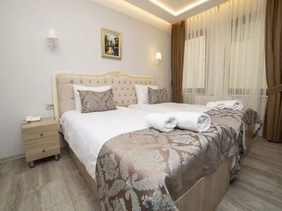 Standard Tek Büyük veya İki Ayrı Yataklı Oda