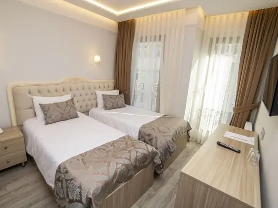 Standard Tek Büyük veya İki Ayrı Yataklı Oda