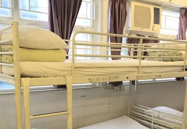 Ortak Ranzalı Oda, Karma Ranzalı Oda (1 Bed in 12-Bed)
